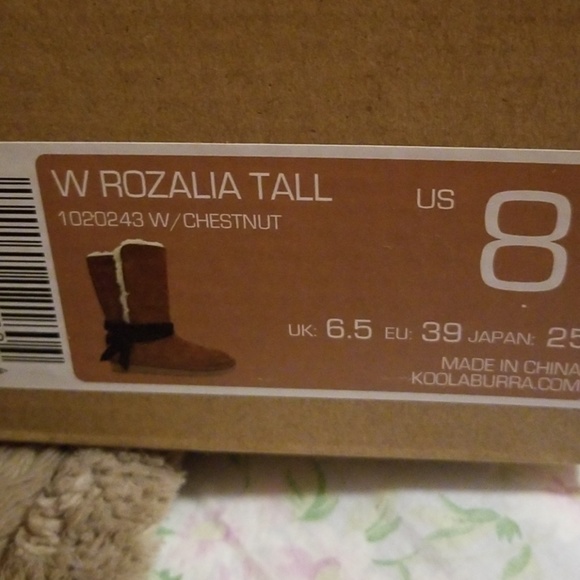 Ugg boots - Picture 2 of 5